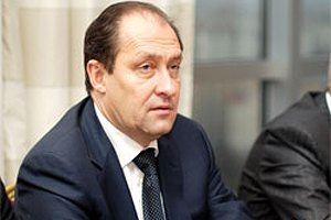 Российский чиновник получил выговор за заявление об отказе от "Мистралей" 