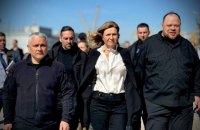 Голова Національних зборів Франції відвідала атакований Росією одеський порт