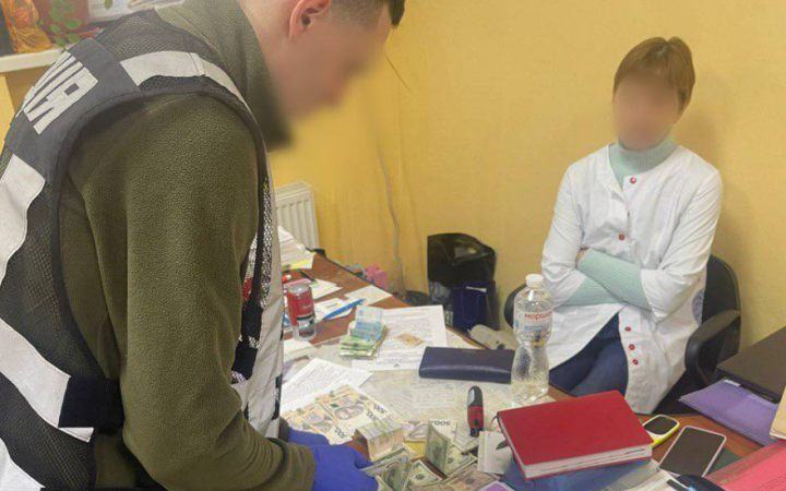 У Василькові голова МСЕК за гроші допомагала військовозобов’язаним отримати групу інвалідності, – прокуратура