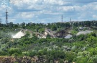 Мер міста і керівники державних підприємств отримали підозри в незаконному видобутку корисних копалин (доповнено)