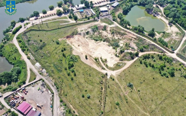 На Київщині ОЗГ організувала незаконний видобуток піску, спричинивши збитки довкіллю на 118 млн грн, – Офіс Генпрокурора