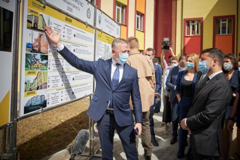 ​Зеленський проінспектував "Велике будівництво" в Чернівецькій області
