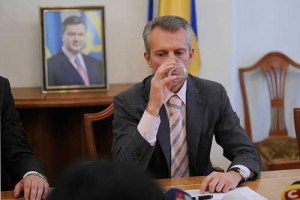 У Януковича объяснили: Хорошковский стал генералом после переаттестации 