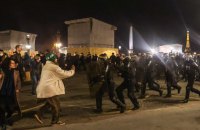 Національні збори Франції розглянуть резолюції про недовіру уряду