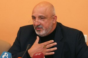 Украина могла бы выкупать российский газ и продавать Европе, - Плачков