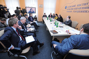 ЗСТ с Европой или Таможенный союз с Россией - что для Украины предпочтительнее?