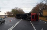 На Тернопольщине второй раз за день ограничено движение транспорта из-за ДТП с фурой 