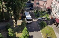 ДБР провело масові обшуки у справі про закупівлі Міноборони
