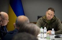 Єрмак: зняття санкцій з РФ в обмін на розблокування портів не розглядаємо
