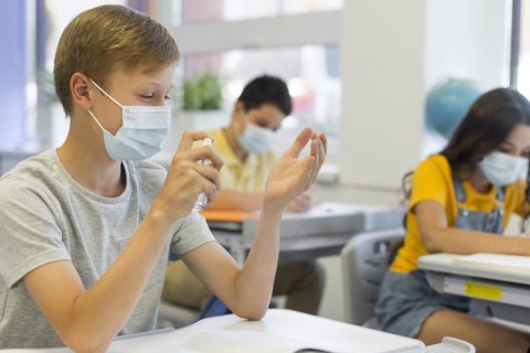 Кличко: ситуация с учебным процессом в столице - контролируемая