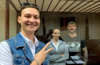 "Дело Шеремета": суд продлил домашний арест Кузьменко и обязательства Дугарь по 18 июля 