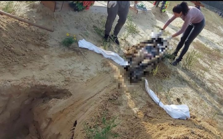 Поліція виявила на Харківщині поховання цивільного із тілесними ушкодженнями
