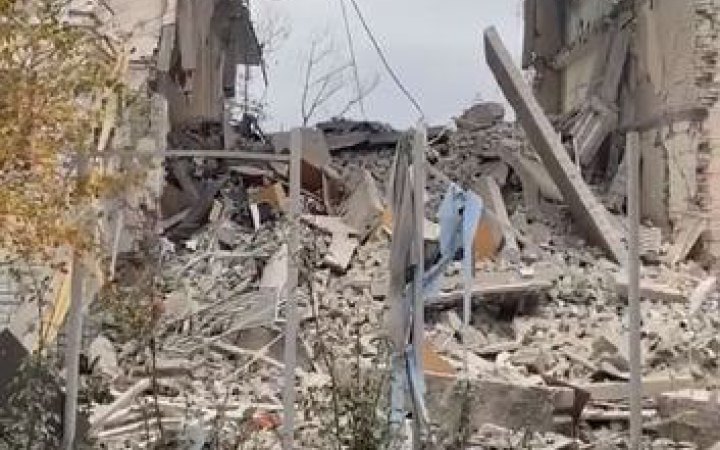 Окупанти обстріляли з артилерії селище на Херсонщині, є поранені