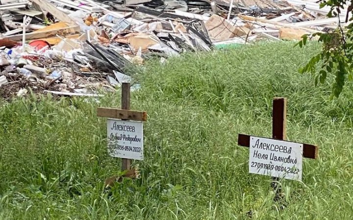 У Маріуполі знайшли ще одну братську могилу