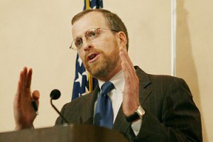 Freedom House призвал Януковича уйти в отставку