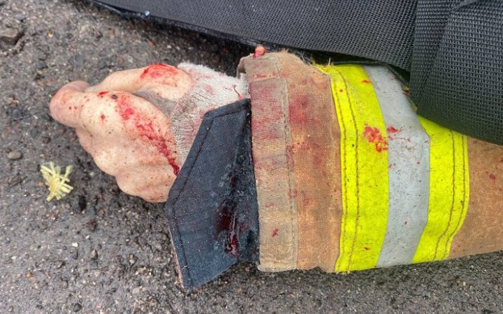 Росіяни обстріляли вже другу пожежну частину у Херсоні, загинув рятувальник (оновлено)