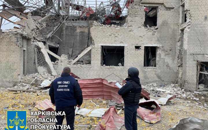 Росіяни обстріляли Курилівку на Харківщині, є поранена