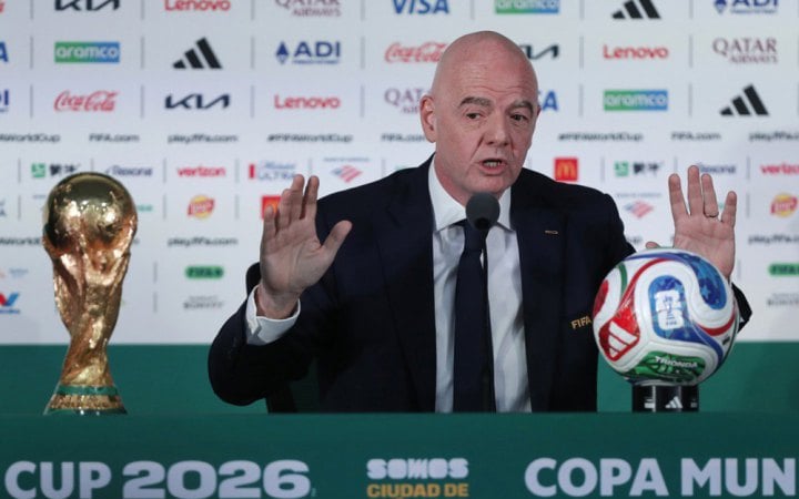ФІФА відмовилась від планів продати частку комерційних прав на чемпіонат світу