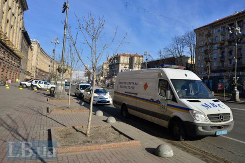 Звонки о "минировании" 10 украинских аэропортов поступали из соседнего государства, - полиция