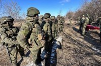 Сили оборони: на півдні ворог готує малі групи піхоти для штурмових операцій