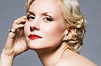 Литвинова подумала и решила сняться обнаженной