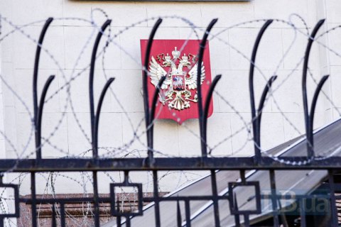 Посол России направил открытку эстонскому депутату: "В 2022-м на соседей не будем нападать"