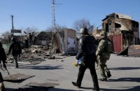 Ситуація на Київщині: ворог бʼє по сховищах пального і став на вʼїзді до Славутича