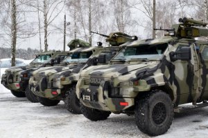 Бойцы в зоне АТО получили 20 новых "Спартанов"