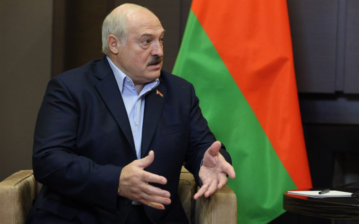 Білоруська пропаганда просуває «миротворчий» образ, але підтримує Кремль, – СЗРУ