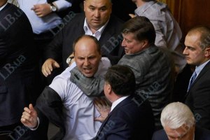 Инициатором драки в Раде был Парубий