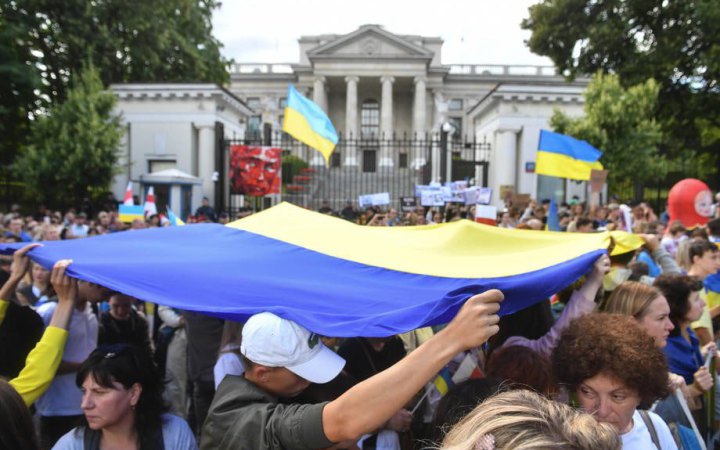 ​Поляки витратили близько 2 млрд доларів на допомогу переселенцям з України, − Rzeczpospolita