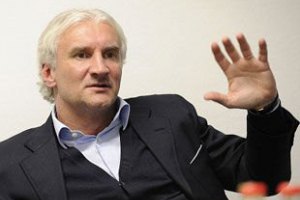 Феллер заплатить 8 тисяч євро за критику рефері