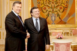 Баррозу висловив Януковичу своє потрясіння подіями в Україні