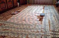 Суд позволил коррупционерам из Миграционной службы выйти под залог