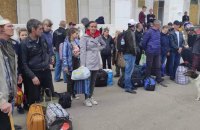 ​Росіяни обстріляли "градами" автобус, який вивозив дорослих і дітей із Сєвєродонецька та Лисичанська, - ОВА