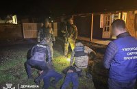 Прикордонники викрили на Закарпатті групу переправників чоловіків за кордон 