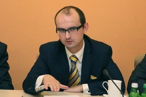 Риск девальвации гривны в ближайшие годы остается высоким, - банкир
