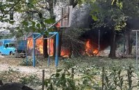 Росіяни вдарили в багатоповерхівку в Кременчуці. Є жертви і поранені (оновлено)