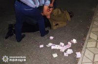 Посадовця поліції Миколаївщини викрили у вимаганні хабарів із підлеглих