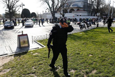 Турецкая полиция застрелила двух женщин после нападения на полицейский участок в Стамбуле