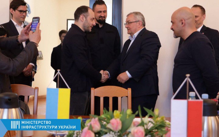 ​Україна і Польща покращуватимуть логістичні можливості на кордоні, - Мінінфраструктури
