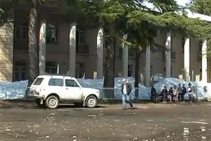 Саакашвили благоустроит родное село Шеварднадзе