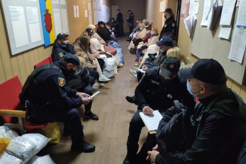 У Білій Церкві члени ТВК не можуть зібрати кворум після "провітрювання" 