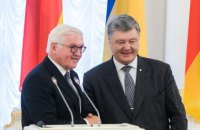 Порошенко рассчитывает на скорое решение по миротворцам