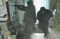 Скончался один из раненных при ограблении банка в Донецке 
