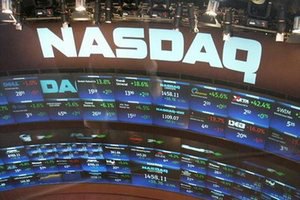 Акции Apple снизились на 20%