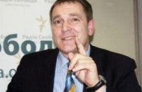 Колесниченко: в суд возвращается русский язык