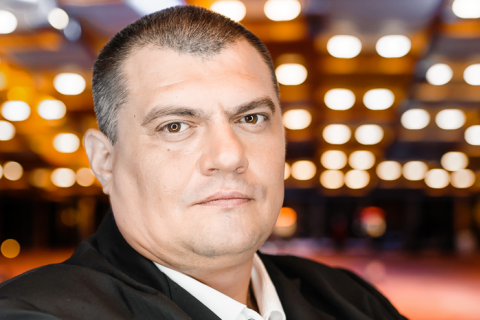 Юзик из "Квартала" хочет баллотироваться в парламент по мажоритарке