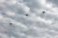 Военные провели в Николаевской области масштабные учения по десантированию