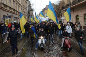 Львовские студенты требовали отставки губернатора Сало